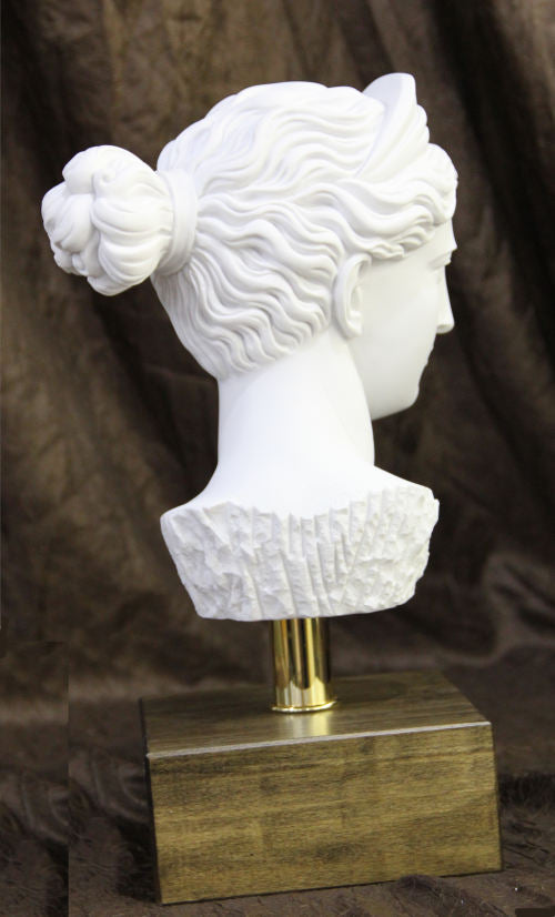 Head of Diana Bust on Base Statue | Eleganza